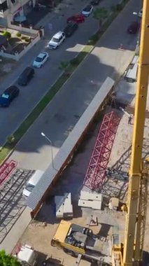 Dinamik Sahne: Profesyonel Crane İnşaat Etkinliği.