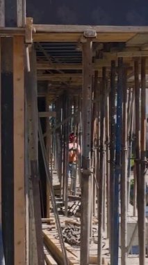 Gökyüzünden canlı ve hareketli bir şantiye..