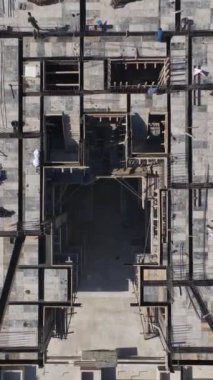 Yetenekli işçiliğin canlı bir karışımı..