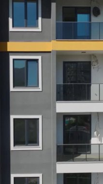 Görevleri inşa etmek için canlı ve dinamik bir görünüm.