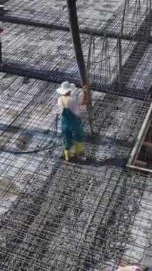 Hareketli ve üretken bir çalışma ortamı.