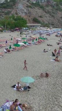 Eğlence dolu manzaralı bir yer..