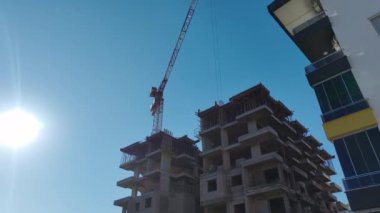 Etkin işi olan hareketli bir site.
