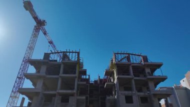 Yukarıdan dinamik bina çalışması.