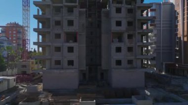 Gökyüzünden kaydedilen canlı binalar.