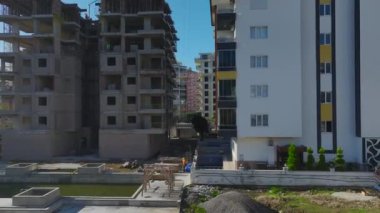 Yukarıdan gelen dinamik yapı süreci.
