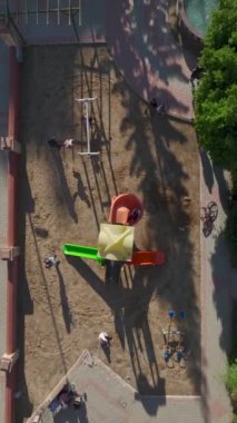 Dinamik ve canlı bir aktivite alanı.