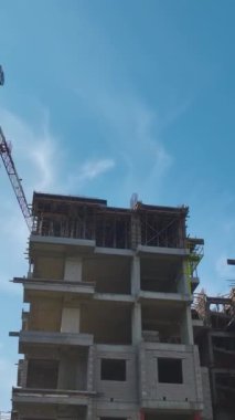 Dinamik ve üretken bir inşaat alanı.