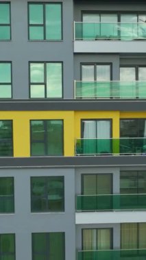 Şehir yaşamı için cesur ve modern bir tasarım..