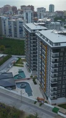 Ufuk çizgisine temiz ve şık bir ekleme.