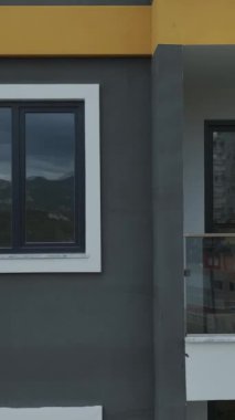 Temiz ve modern bir şehir yapısı..