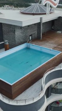 Şehrin siluetine dinamik bir katkı.