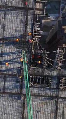 Anayol yapım aşamasında. Ulaşım altyapısının dikey görüntüleri.