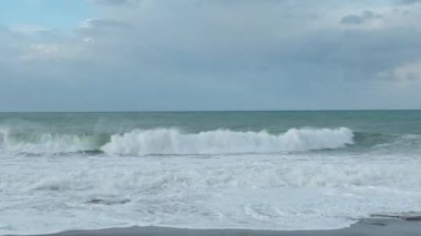 Güç ve huzurun nefes kesici bir karışımı..