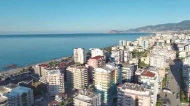 Yukarıdan yakalanan etkin ve hareketli görevler.