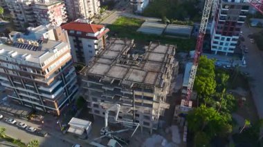 Yukarıdan canlı bir ilerleme kaydedildi.