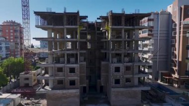 Dinamik yapı faaliyeti devam ediyor.