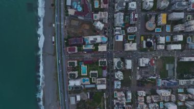 Dinamik ve aktif bir şehir anı.