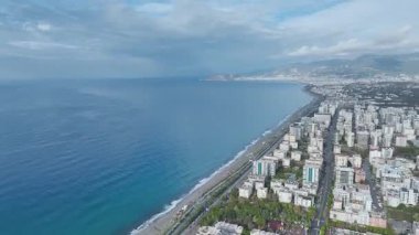 Huzurlu ve canlı bir kombinasyon.