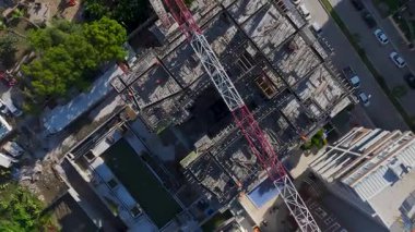 İlerlemenin ortasında hareketli bir bölge.