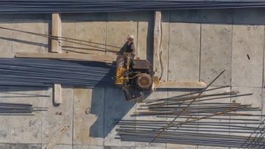 Dinamik ve verimli bir yapı projesi.