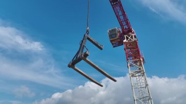 Dinamik ve dinamik bir sanayi sahnesi.