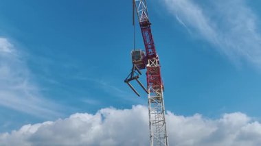 Dramatik ve resimli bir inşaat anı.