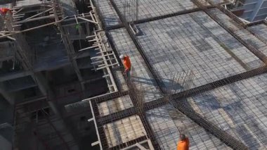 Dinamik ve endüstriyel bir operasyon.