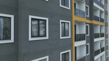 Şehir tasarımının canlı bir görüntüsü.