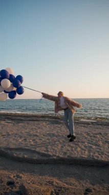 Sıcak ve huzurlu bir günbatımı anısı.