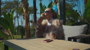 Keyif ve hoşgörü dolu bir an..