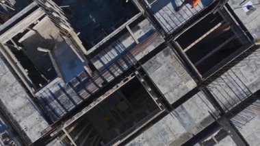 Drone inşaat çubuğu yapısını yakalar.