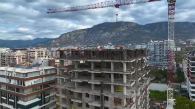 Şehir inşaatı devam ediyor.