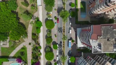 Türkiye 'de inşaat alanı ve yüksek katlı dairelerin insansız hava aracı görüntüleri