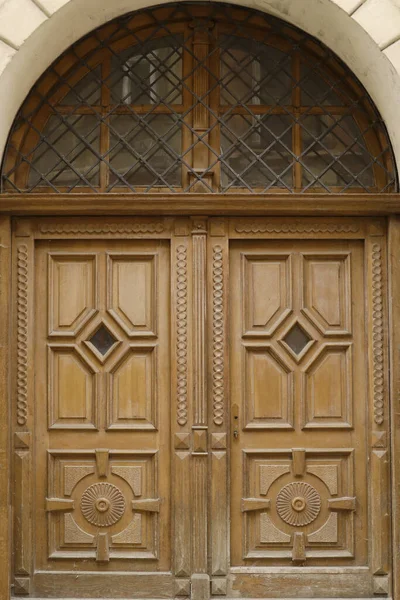 Textura Antiga Antiga Porta Madeira Estilo Medieval Europeu Textura Detalhada — Fotografia de Stock