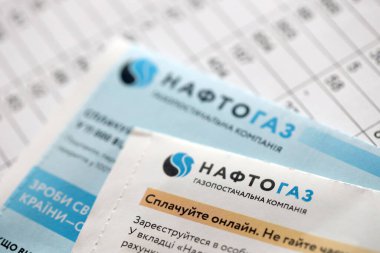 KYIV, UKRAINE - 7 Temmuz 2023: Ukrayna hrivnias paralı Naftogaz fatura belgesi