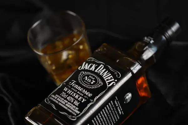 Kyiv Ukraine May 2022 Jack Daniels Original Alcohol Bottle Wooden — Stock Photo, Image
