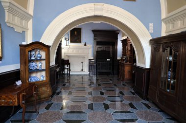 TERNOPİL, UKRAINE - 23 Ağustos 2023 Ukrayna 'daki Zbarazh Kalesi' nin iç kısımlarından biri, Zbarazh kasabasındaki güçlendirilmiş savunma kalesi.