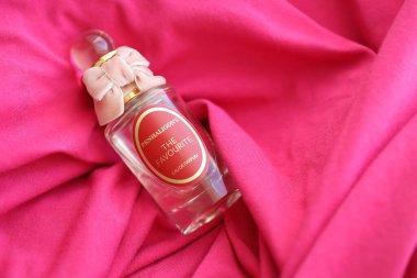 KHARKIV, UKRAINE - William Henry Penhaligon tarafından 1860 'ların sonlarında bir İngiliz parfüm evi kuruldu.