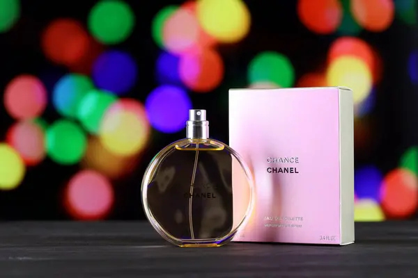 Харкив Украина Января 2021 Бутылка Шанса Chanel Французского Роскошного Дома — стоковое фото