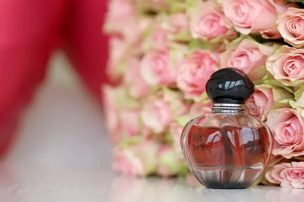 Kharkiv Ukraine Styczeń 2021 Butelka Perfum Trucizny Dziewczyna Diora Francuski — Zdjęcie stockowe