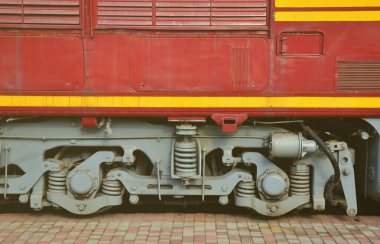 Şok emiciler ve fren cihazlar ile modern Rus Elektrikli tren tekerlekleri. Taksi tarafında