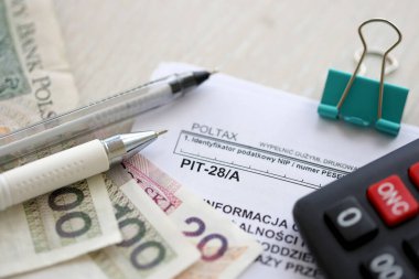 Kalıtsal girişimin geliri, vergi mükellefleri adına yapılan faaliyetler, kira, kiracılık, kira kontratı veya diğer sözleşmeler ve işlenmiş bitki ve hayvan ürünlerinin satışı, PIT-28A