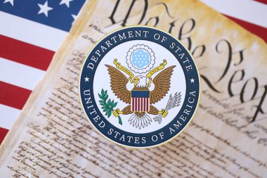 KYIV, UKRAINE - 9 Mart 2024 ABD Dışişleri Bakanlığı ABD Anayasası ile mühürlü