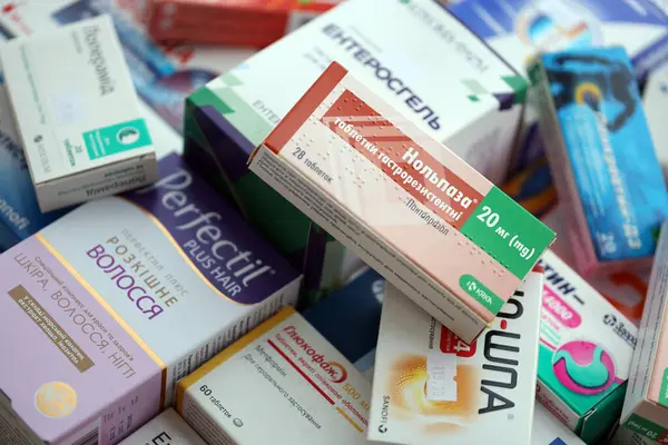 Kyiv Ukraine November 2023 Sok Doboz Tabletták Kapszulák Halmozott Gyógyszertár — Stock Fotó