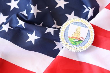 KYIV, UKRAINE - 9 Mart 2024 ABD Tarım Bakanlığı Amerika Birleşik Devletleri bayrağını kapattı