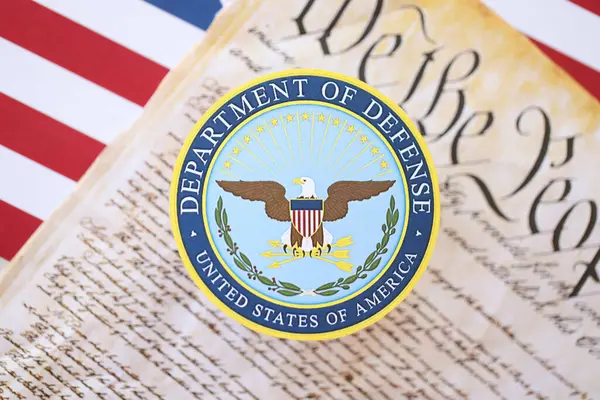 KYIV, UKRAINE - 9 Mart 2024 ABD Savunma Bakanlığı ABD Anayasası ile mühürlendi