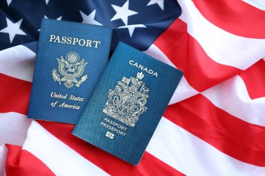 ABD 'nin Amerika Birleşik Devletleri pasaportlu Kanada pasaportu kapalı.