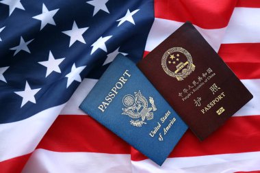 ABD 'nin Amerika Birleşik Devletleri pasaportlu Çin Cumhuriyeti pasaportu kapalı.