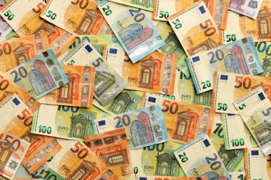 Birçok Avrupa Avrosu para faturası. Avrupa Birliği para biriminin çok sayıda banknotları kapanıyor